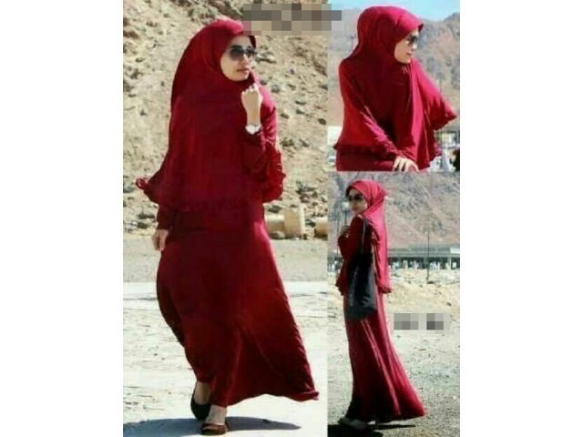WH1112 Charming Jubah Red