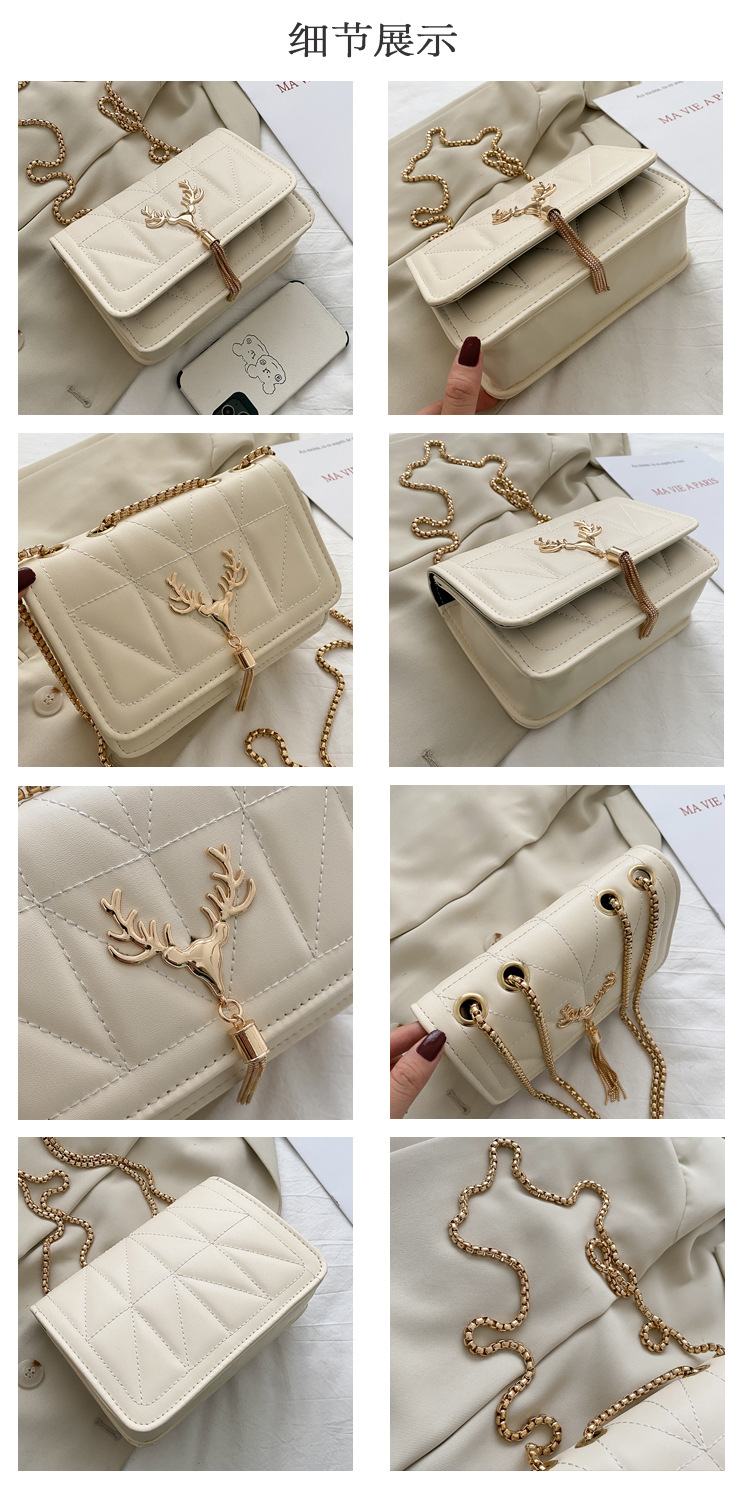 QA-899 Fashion Deer Chain Sling Bag White