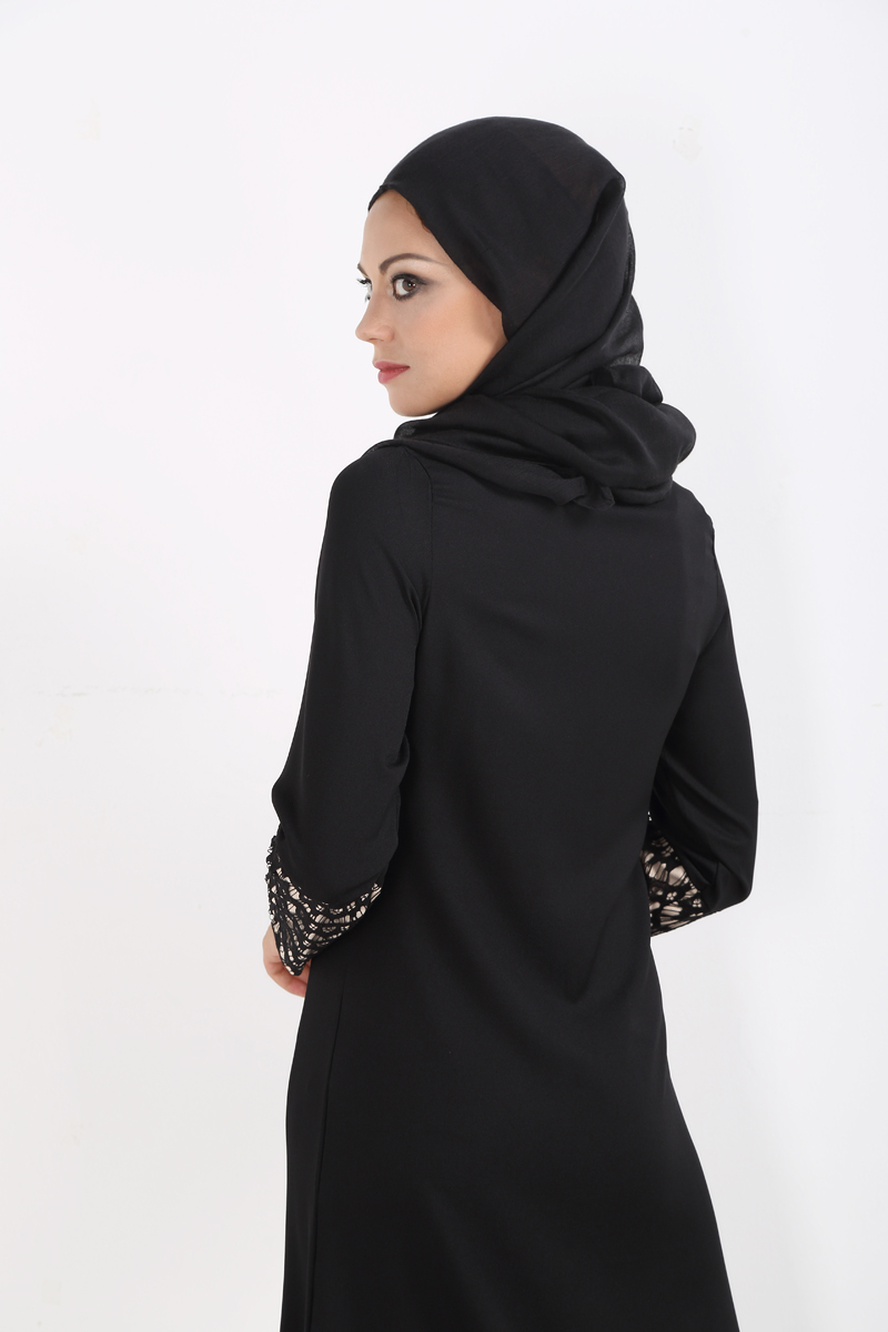 WH7375 Pretty Jubah Black