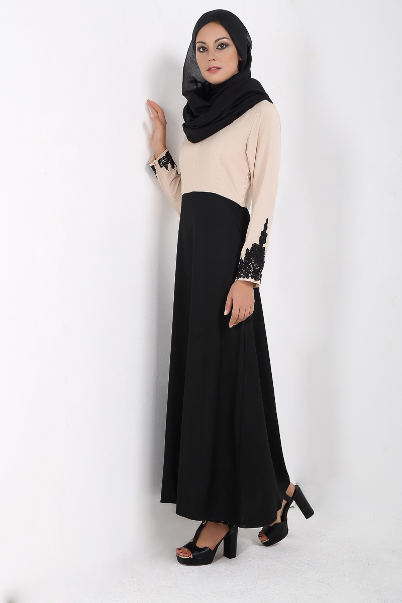 WH7376 Charming Jubah Black