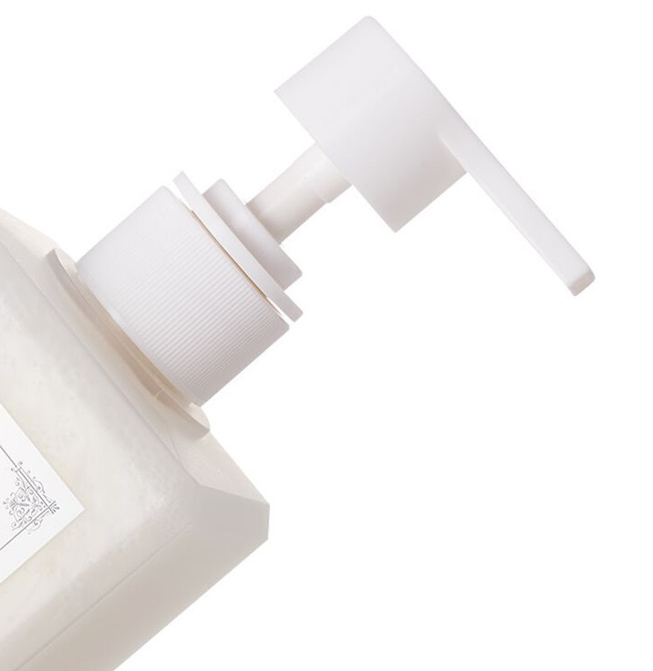 WB103 Anmyna Compliant Silky Shampoo