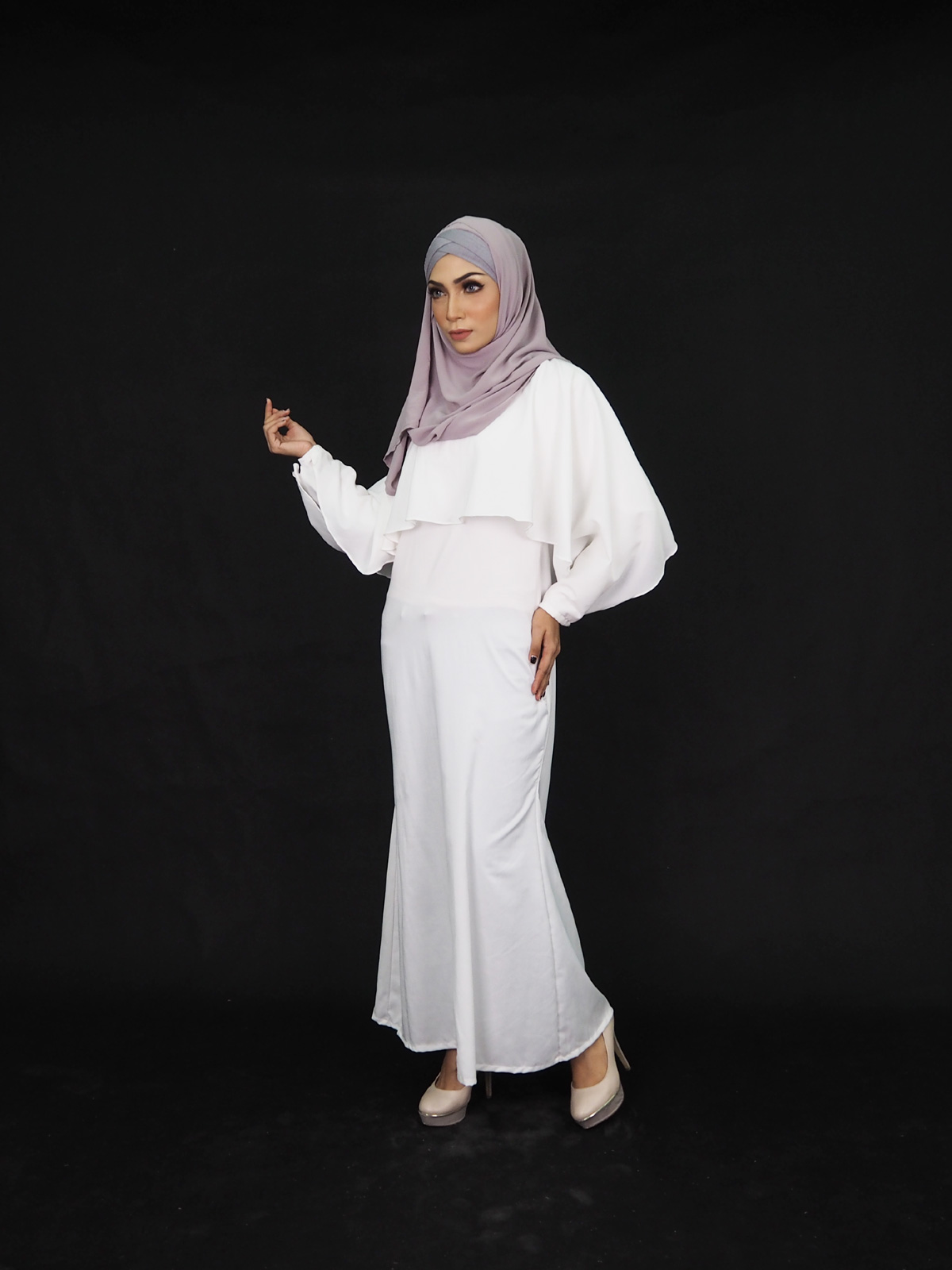 SW4004 Charming Jubah Dress White