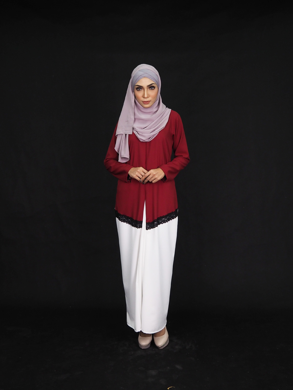 SW4005 Lovely Lace Jubah Maroon
