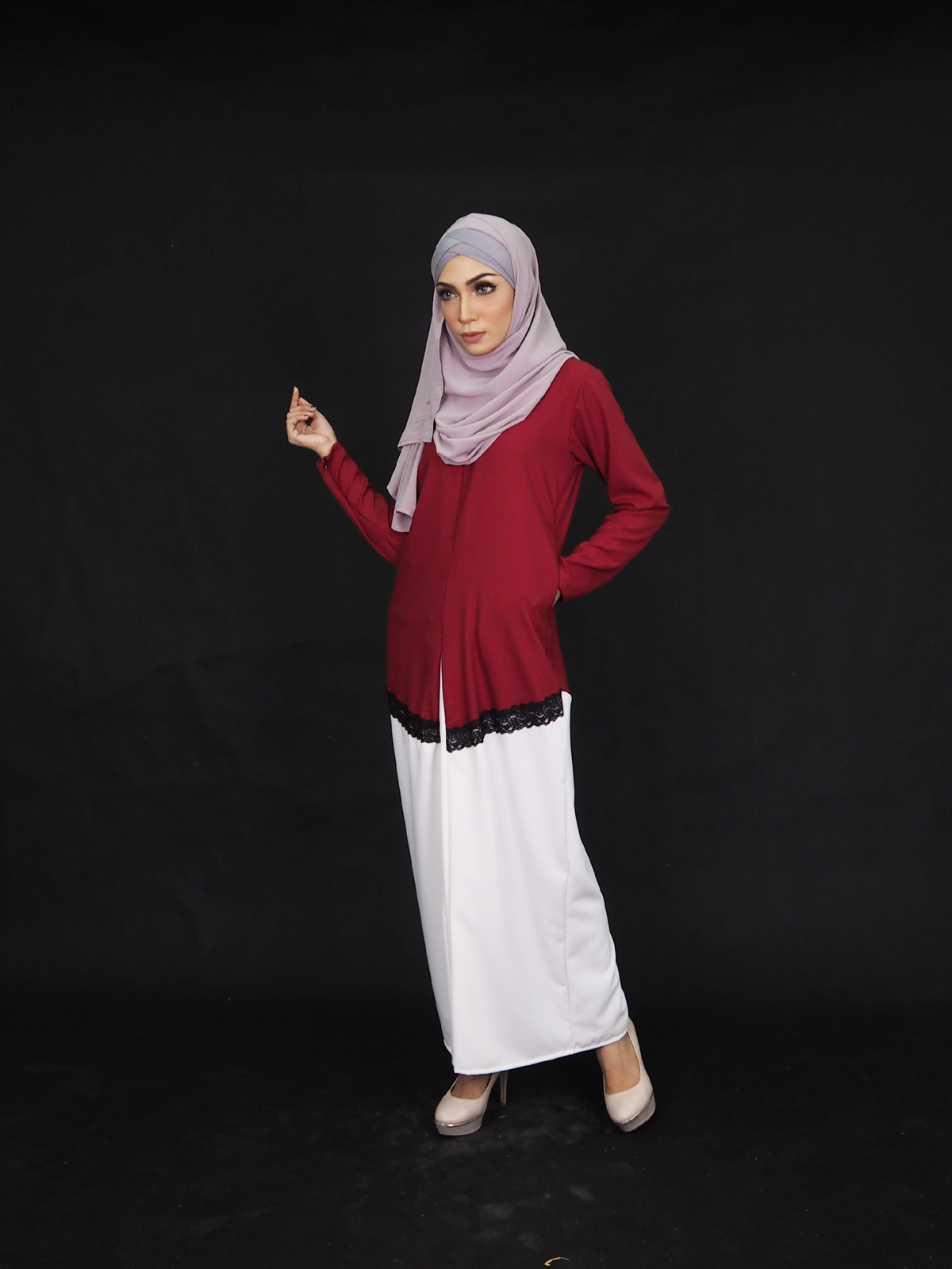 SW4005 Lovely Lace Jubah Maroon