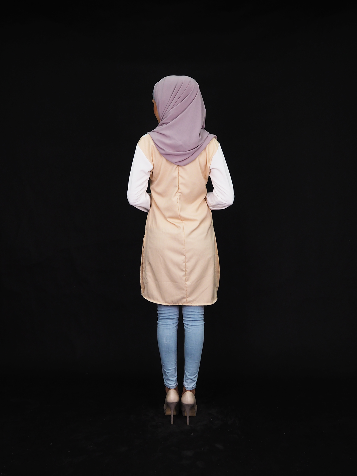 SW4007 Friendly Blouse Cream