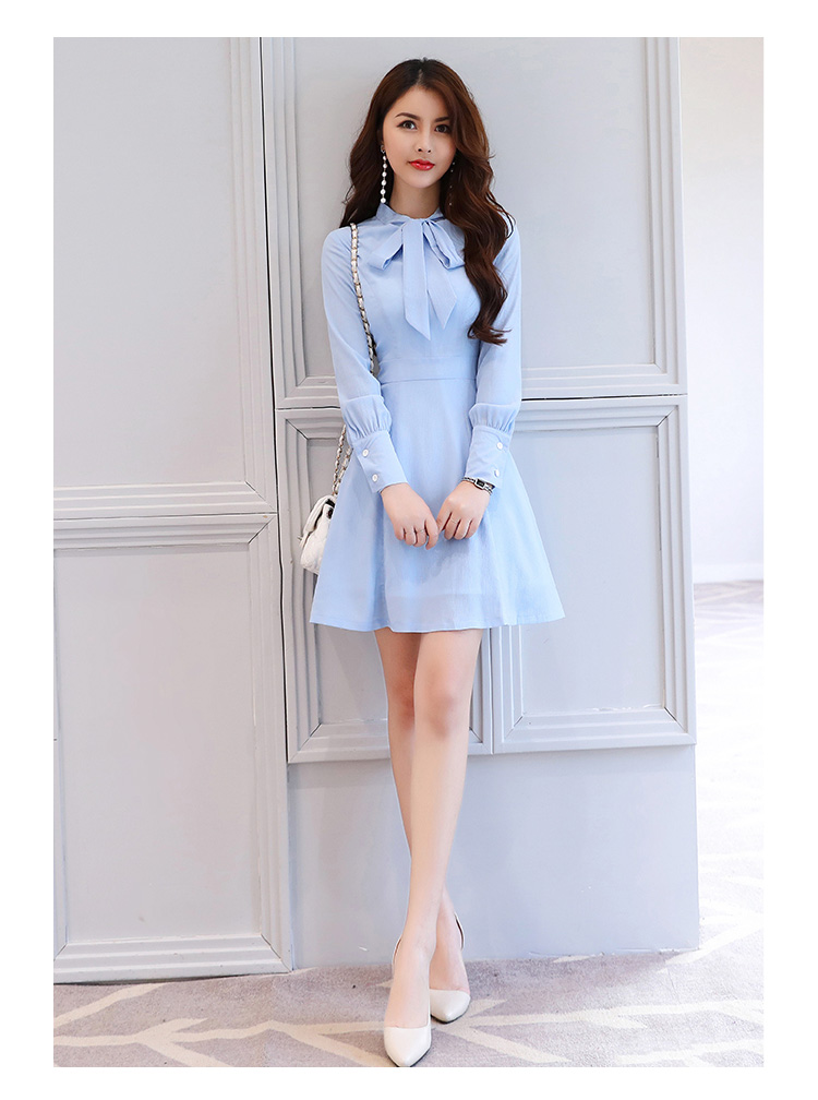 EW2463 Pretty Dress Light Blue