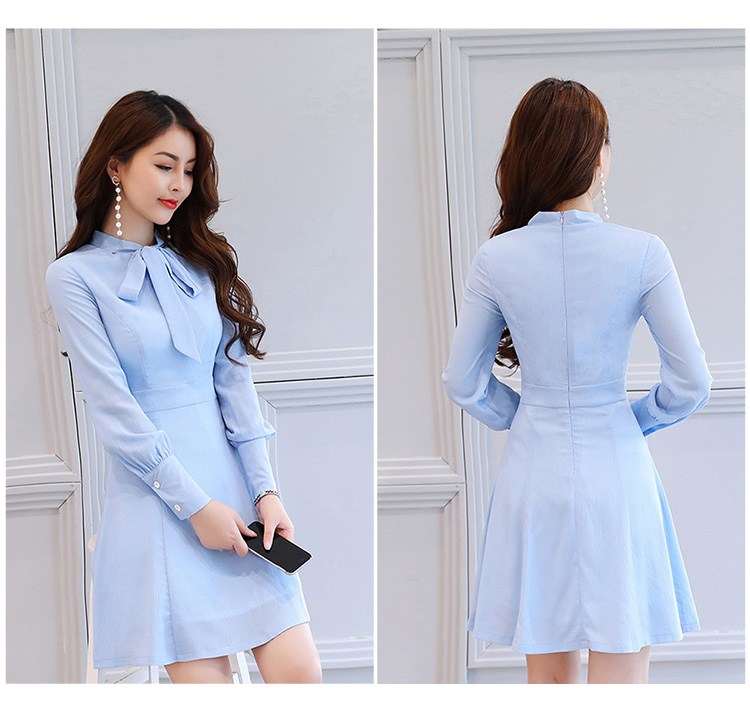 EW2463 Pretty Dress Light Blue