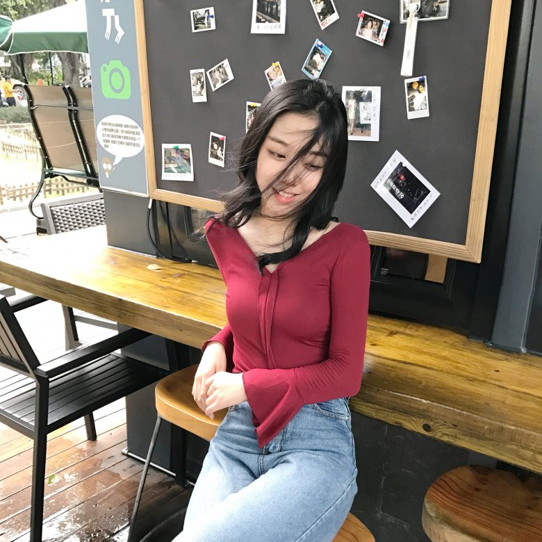 EW2485 Stylish Top Maroon