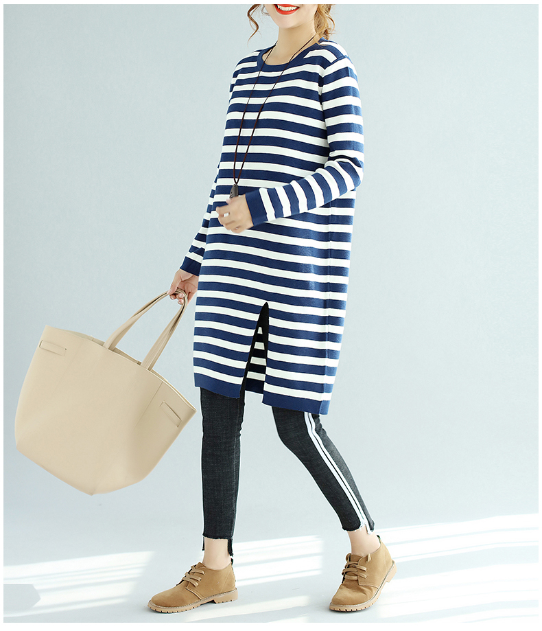 EW2498 Fashion Stripe Top Blue