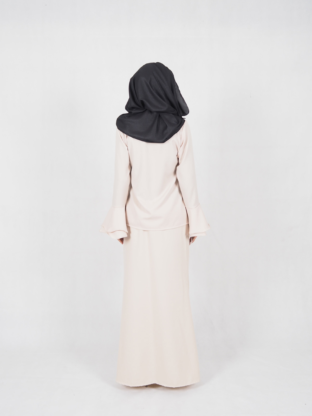 SW4501 Charming Kebaya Cream