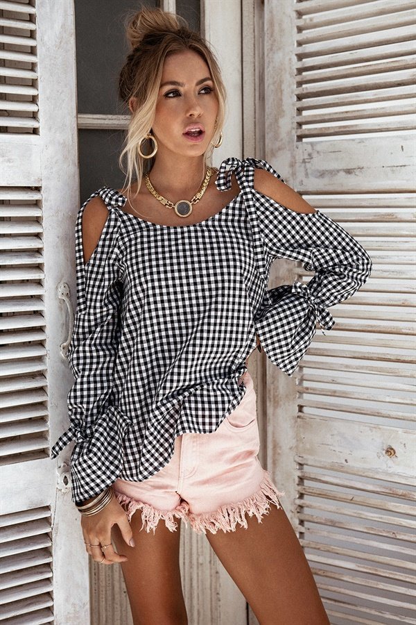 EW20101 Stylish Checker Top Black