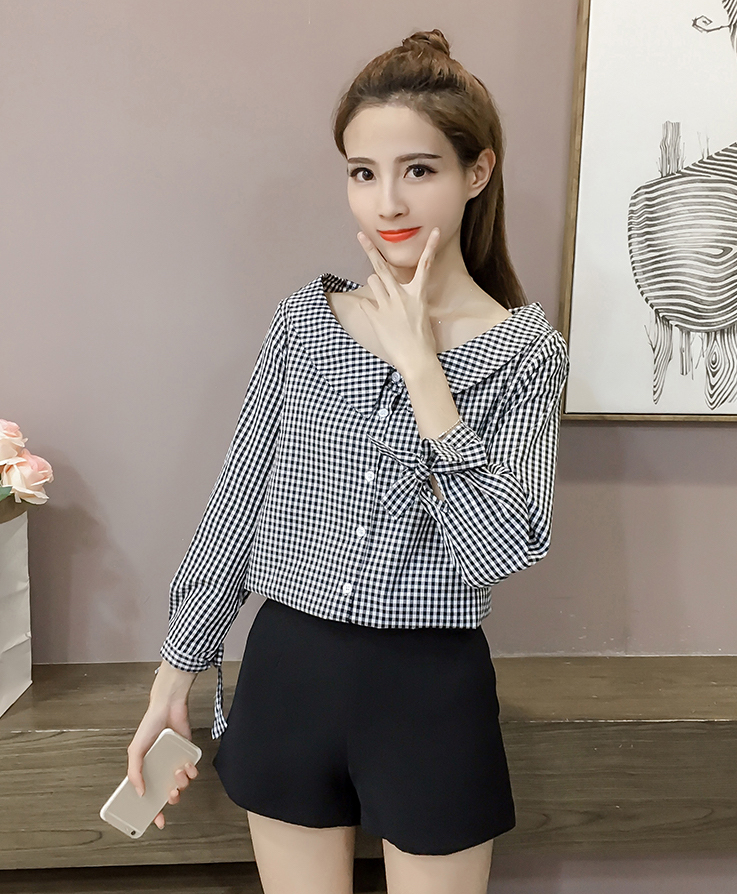EW20170 Stylish Top Black