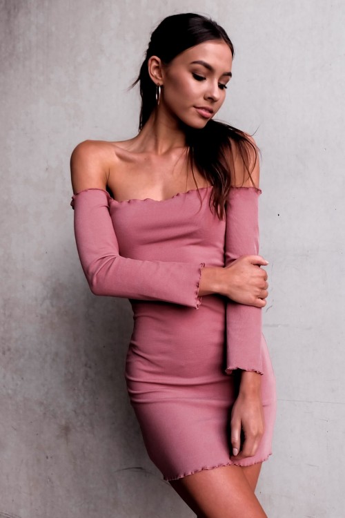 EW20207 Sexy Off-Shoulder Dress Pink