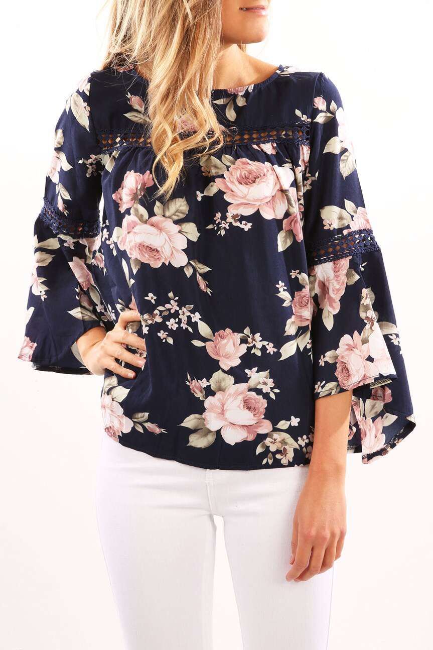 EW20211 Pretty Floral Top Pink