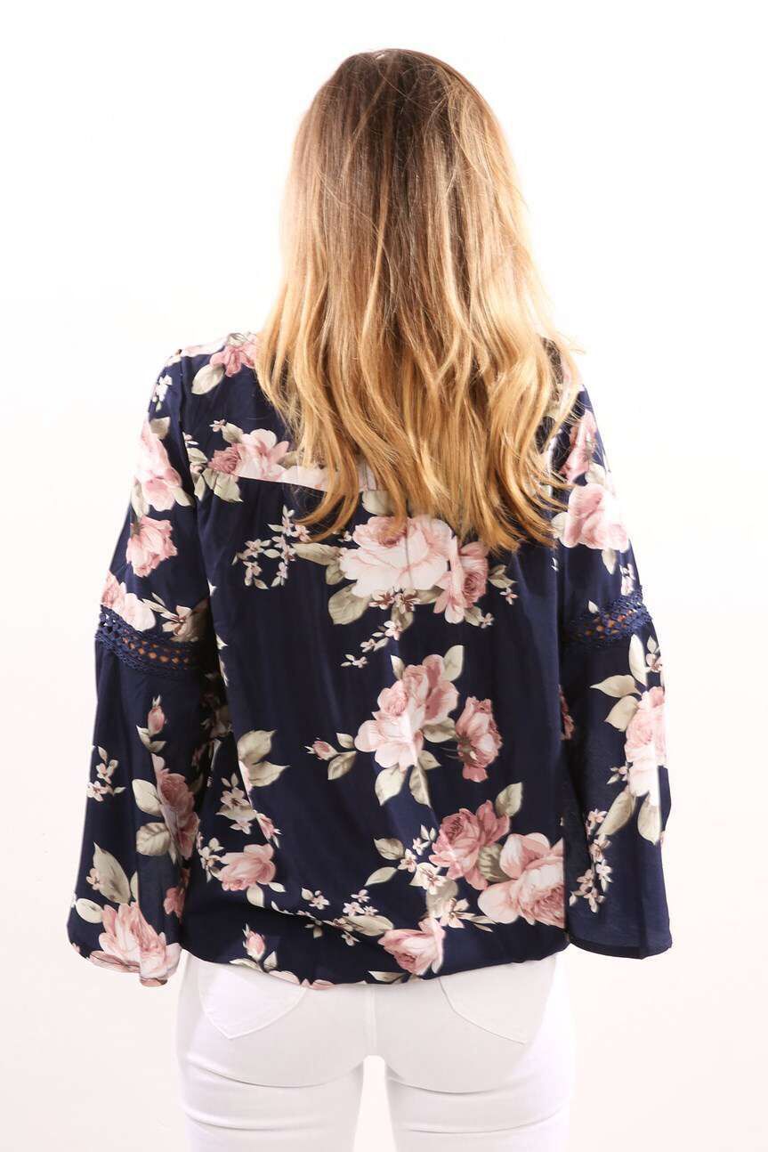 EW20211 Pretty Floral Top Pink