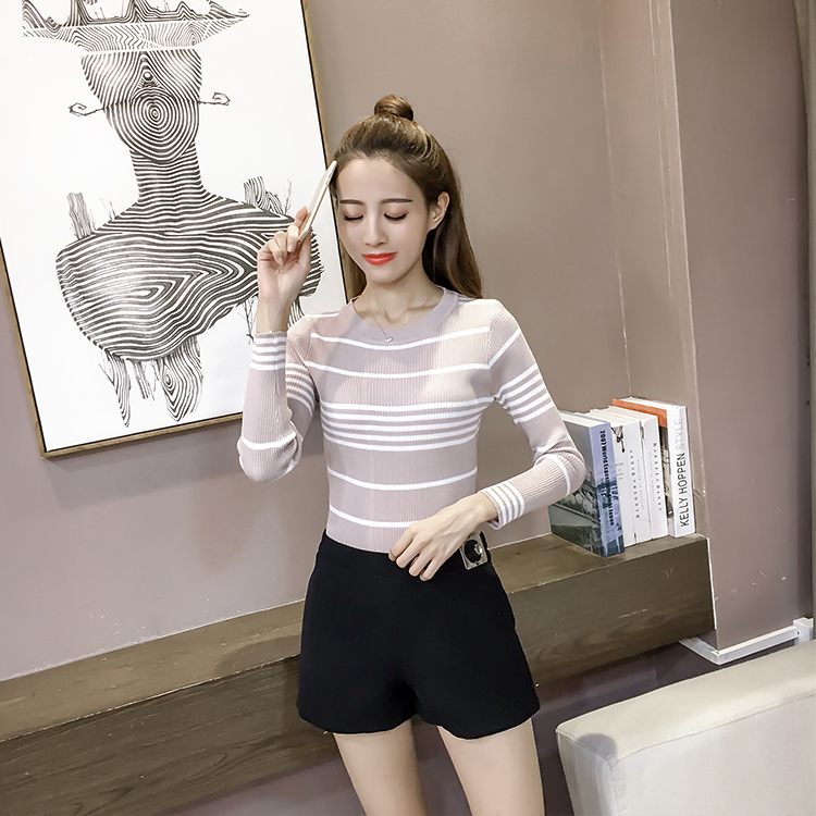 EW20222 Fashion Knit Top Khaki