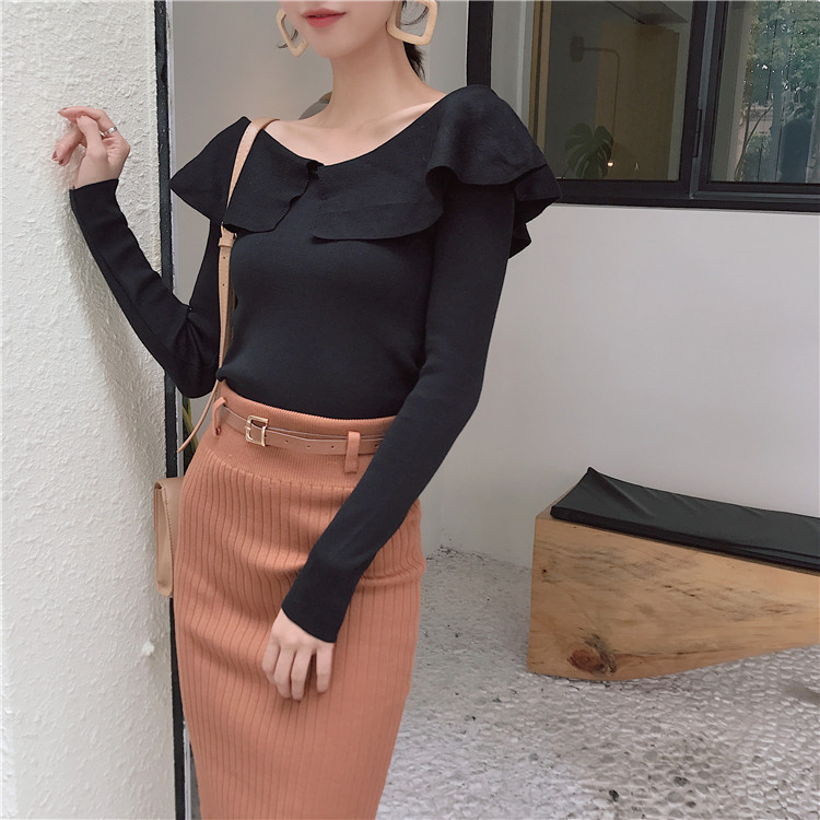 EW20274 Pretty Off-Shoulder Top Black