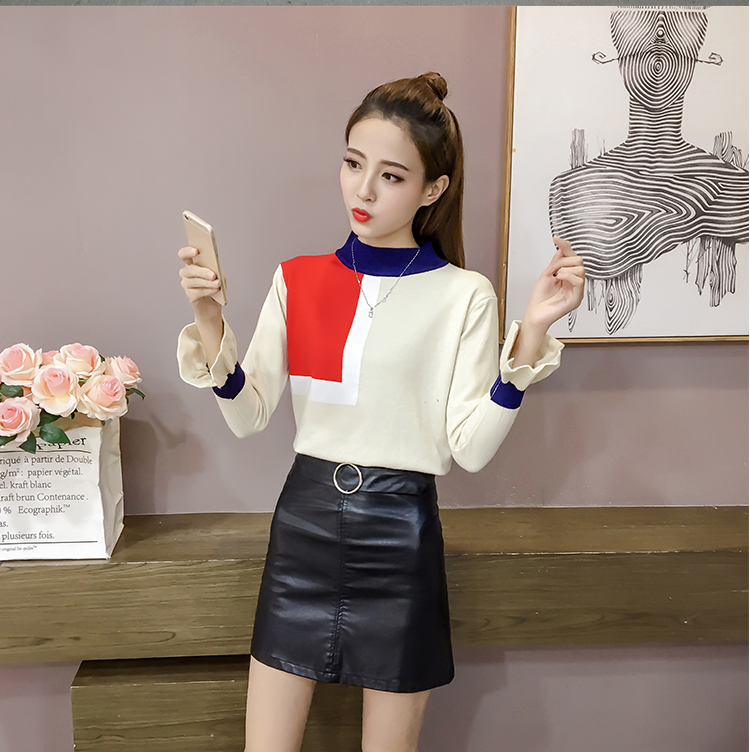 EW20299 Trendy Top Almond