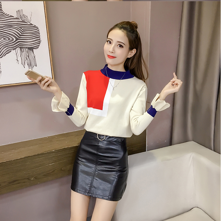 EW20299 Trendy Top Almond