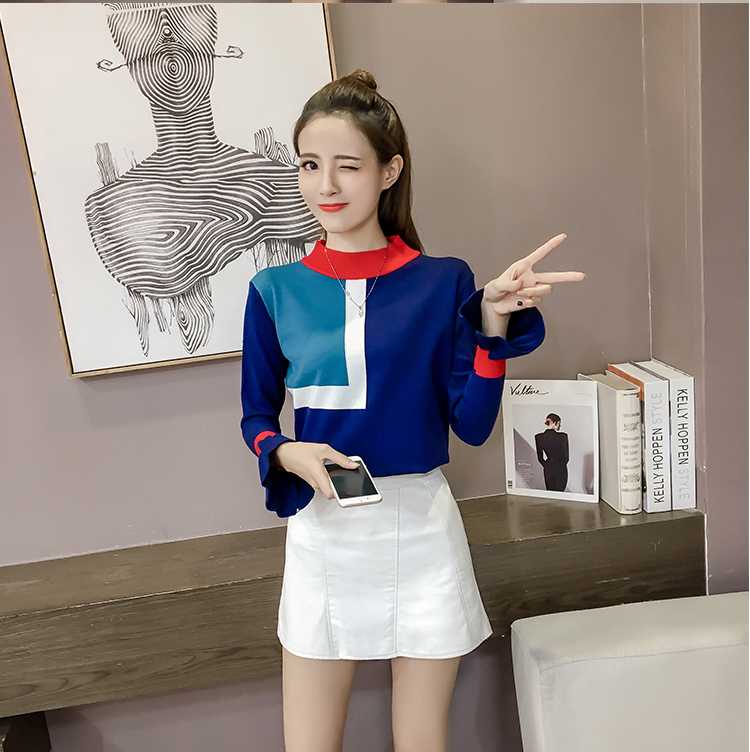 EW20299 Trendy Top Blue