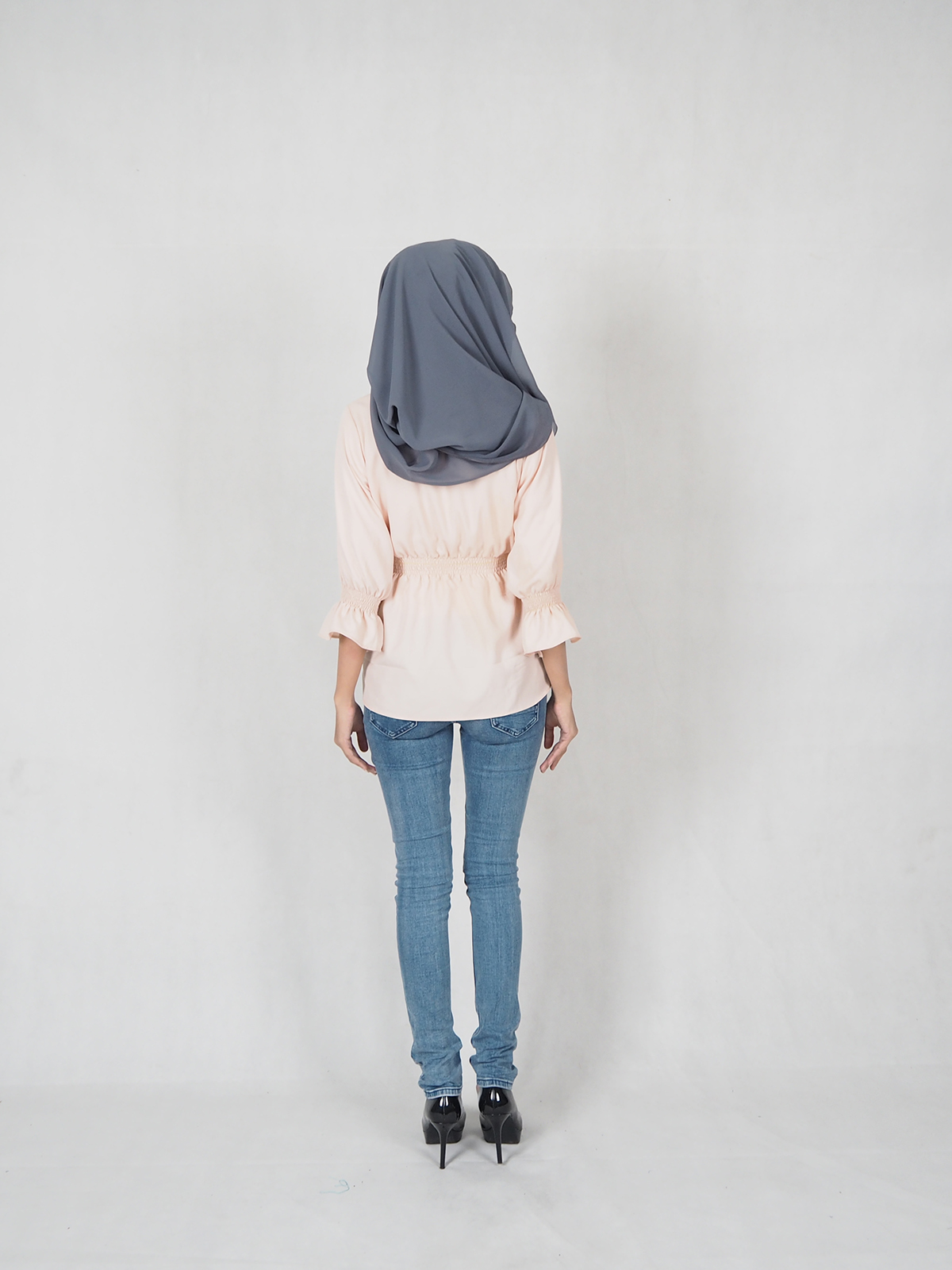 SW4697 Charming Blouse Cream