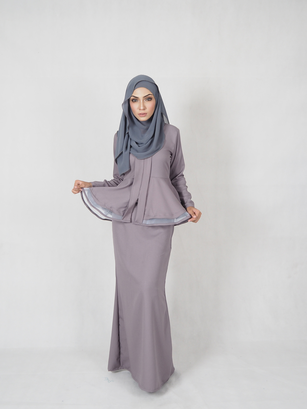 SW4700 Kebaya (Plus Size) Grey