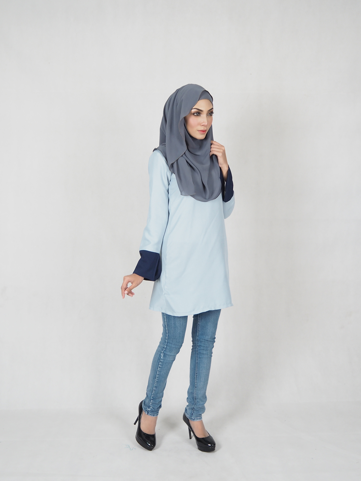 SW4706 Charming Blouse Light Blue