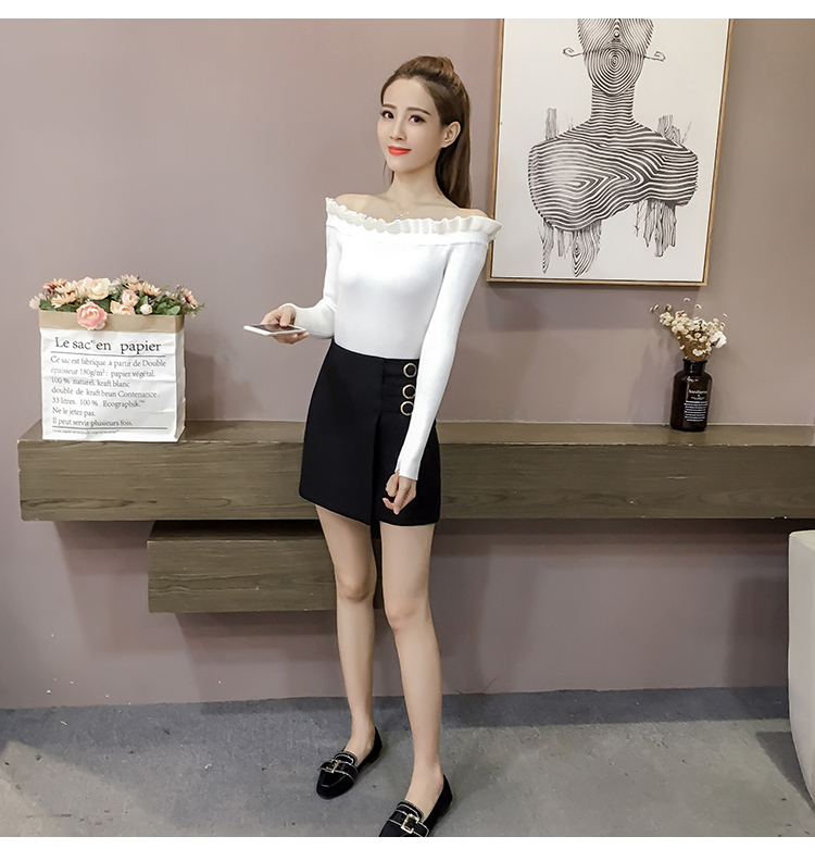 GW1981 Sweet Off Shoulder Top White