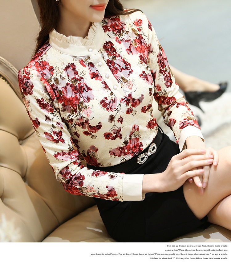 EW20304 Pretty Floral Top Red