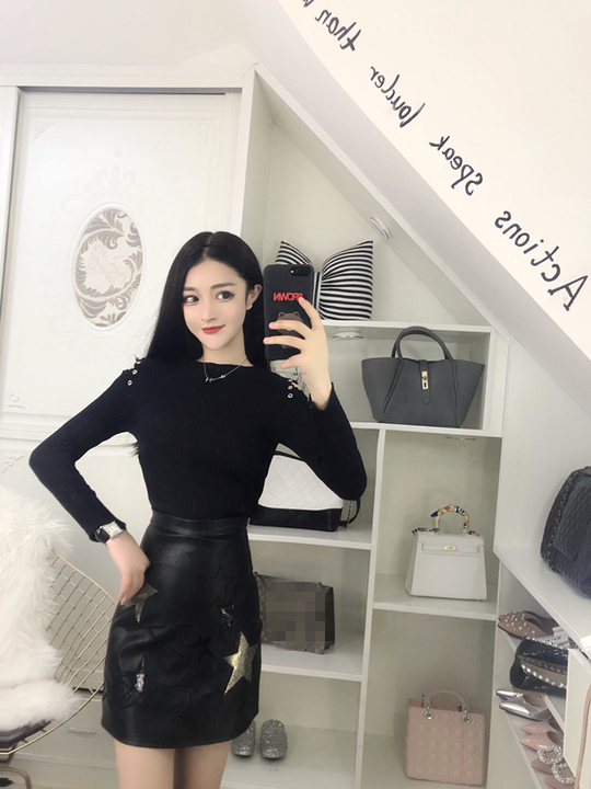 EW20310 Trendy Knit Top Black