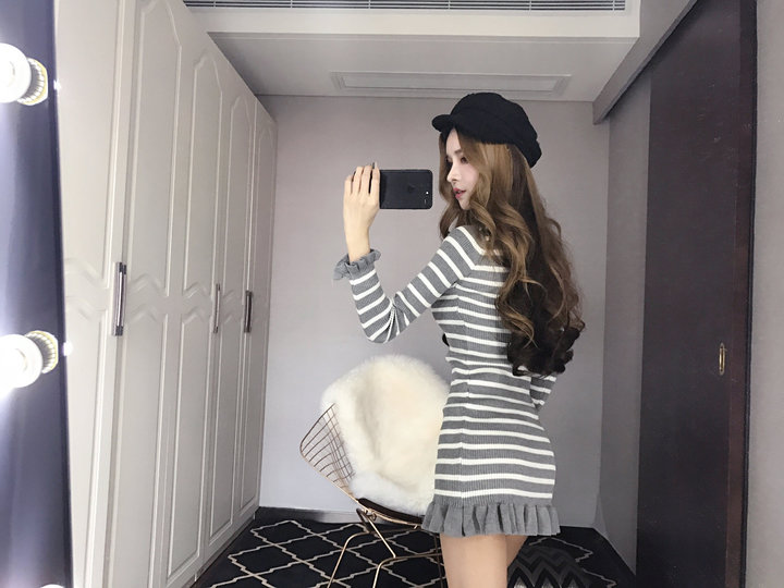 EW20312 Stylish Stripe Dress Grey