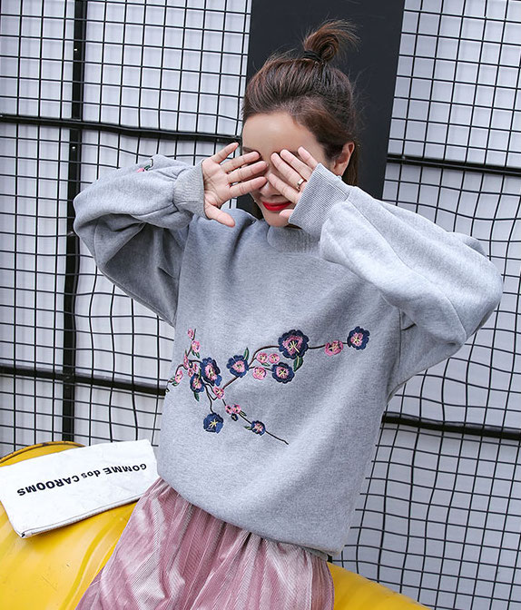 EW20350 Pretty Sweater Top Grey