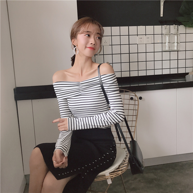 EW20380 Sexy Off-Shoulder Top White