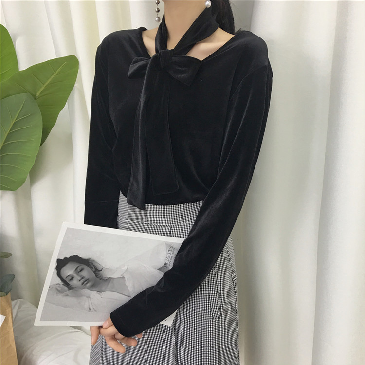 EW20429 Fashion Velvet Top Black
