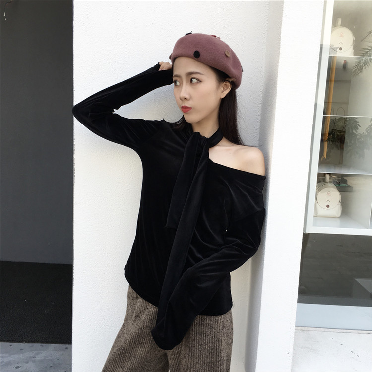 EW20429 Fashion Velvet Top Black