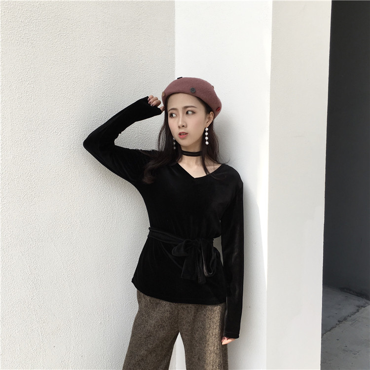 EW20429 Fashion Velvet Top Black