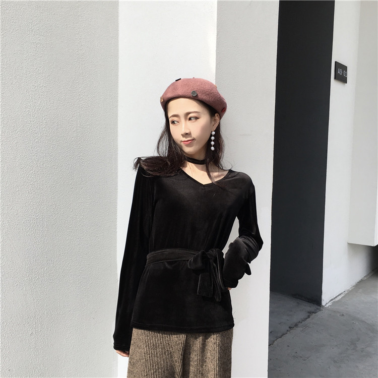 EW20429 Fashion Velvet Top Black