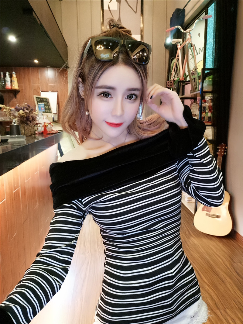 EW20454 Sexy Off-Shoulder Top Black
