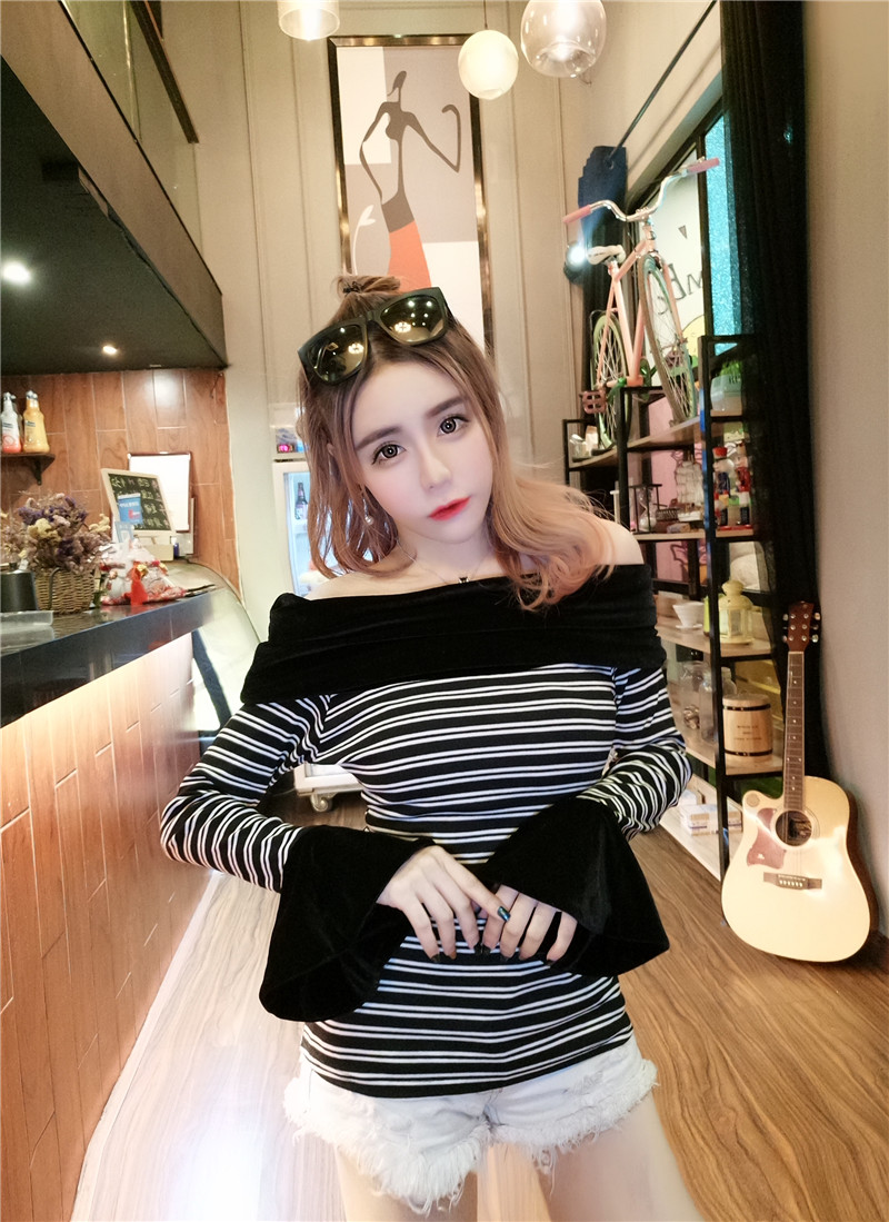 EW20454 Sexy Off-Shoulder Top Black