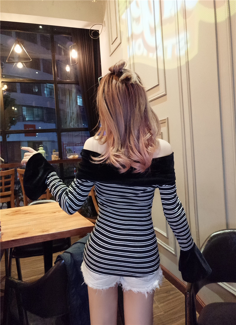 EW20454 Sexy Off-Shoulder Top Black