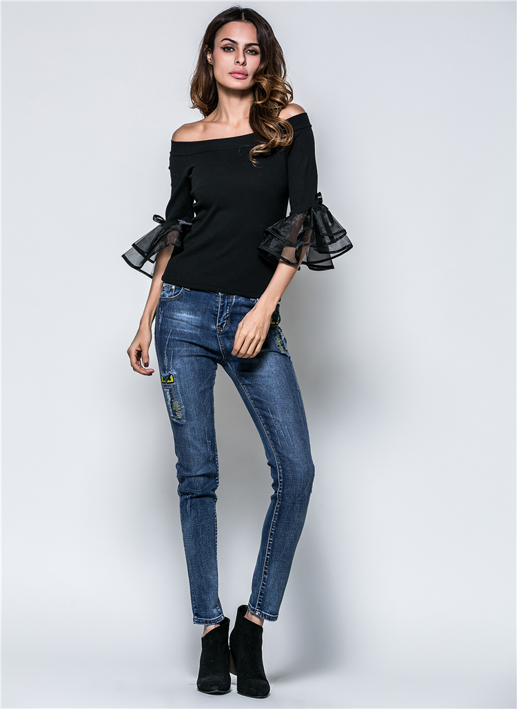 EW20476 Pretty Off-Shoulder Top Black