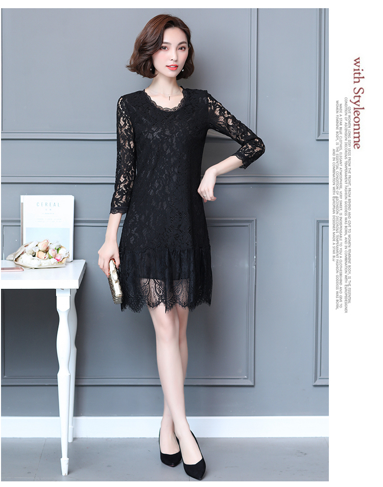 EW20505 Pretty Lace Dress Black