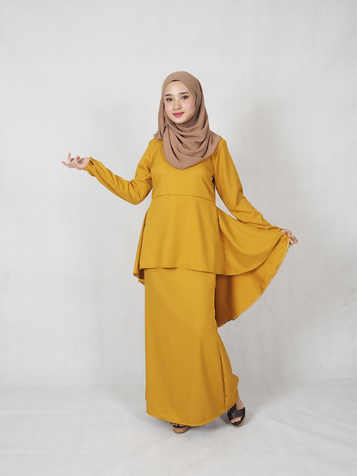 SW4797 Elegant Fishtail Baju Kurung Yellow