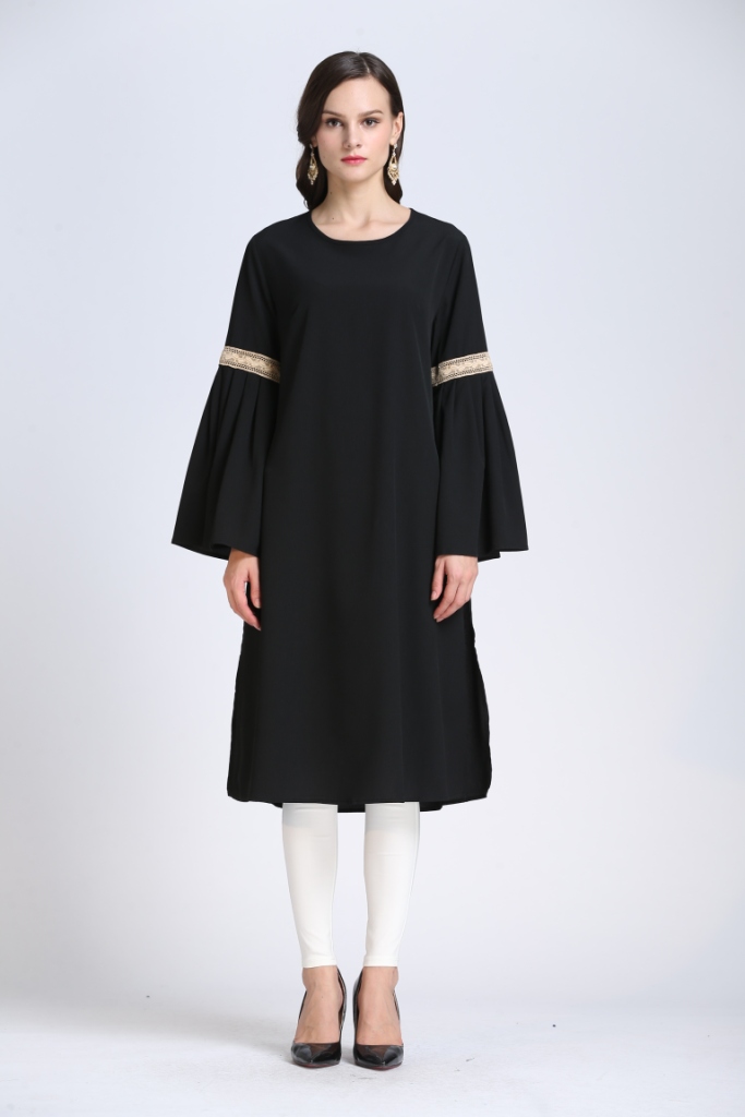 BM70052  Lace Trumpet Sleeve Black