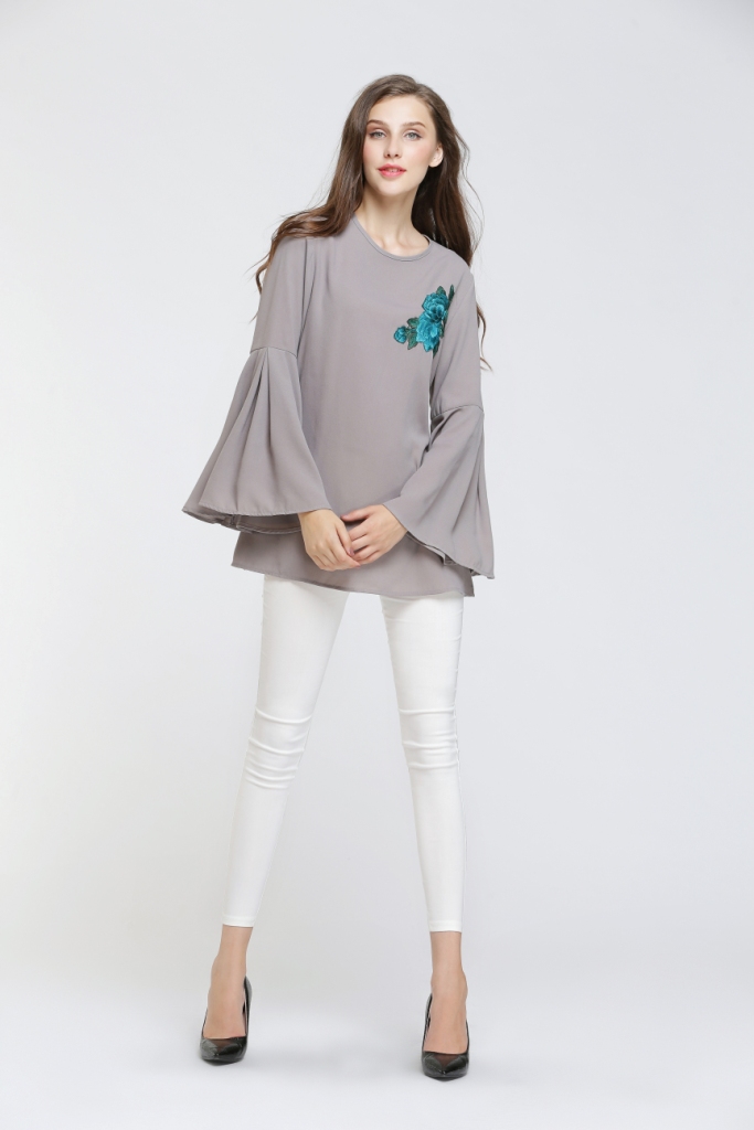 BM70053 Floral Blouse Grey