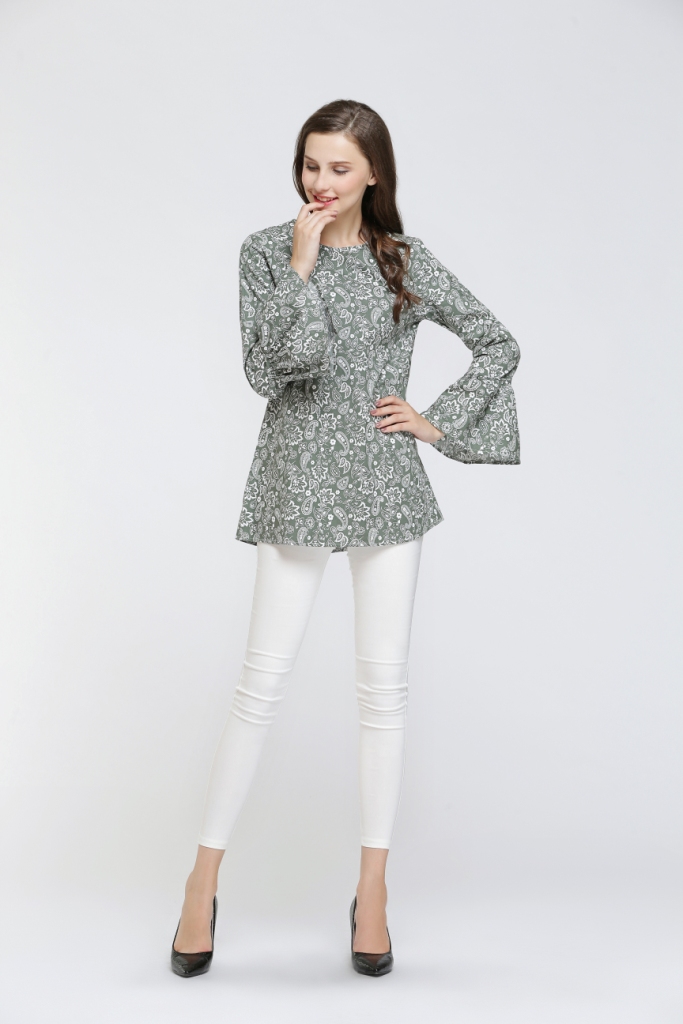 BM70054 Stylish Printed Blouse Green
