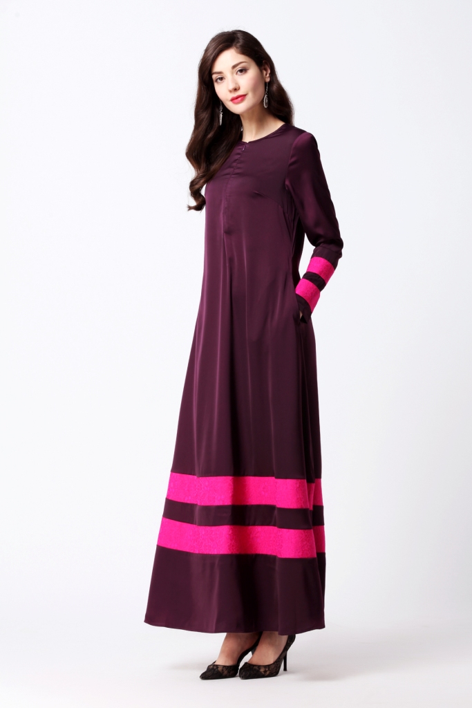 BM70066 Elegant Lace Satin Jubah Maroon