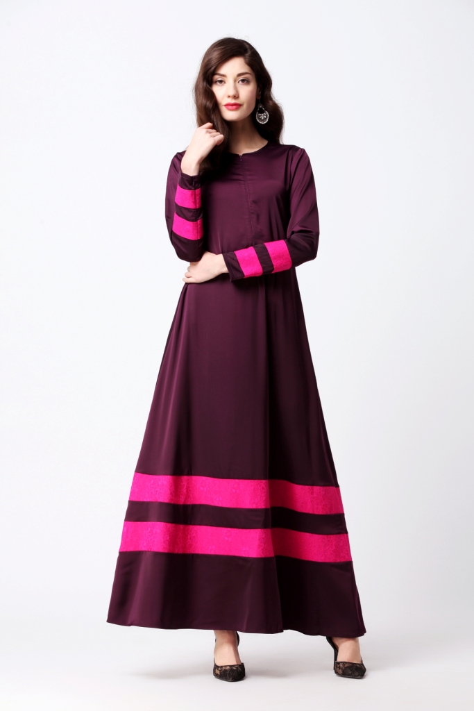 BM70066 Elegant Lace Satin Jubah Maroon