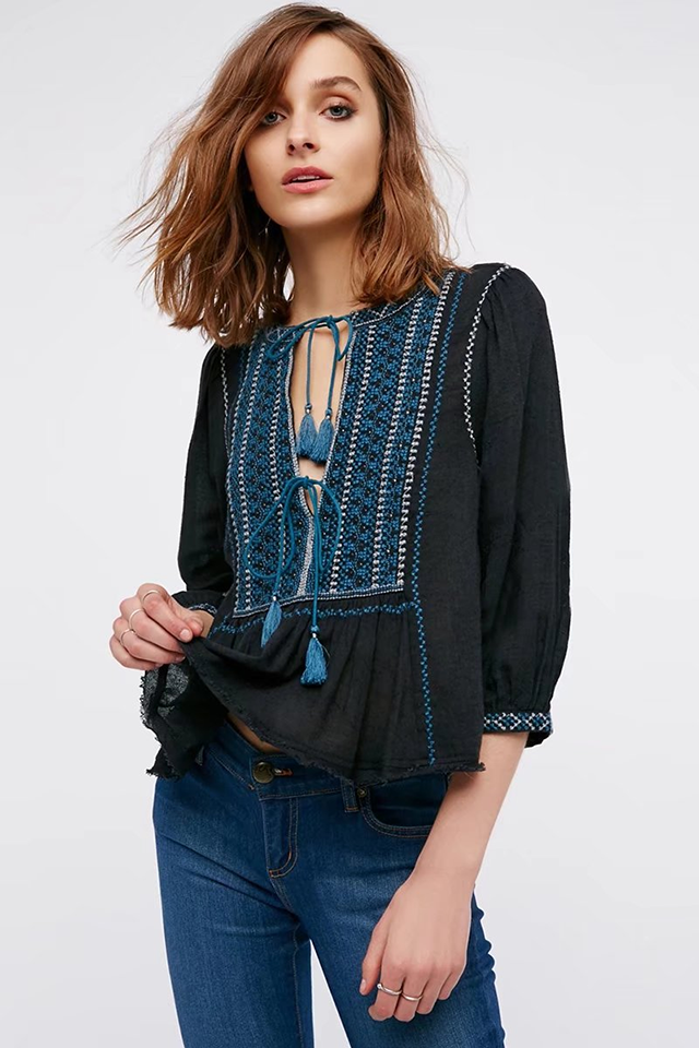 BM70100 Elegant Top Black 