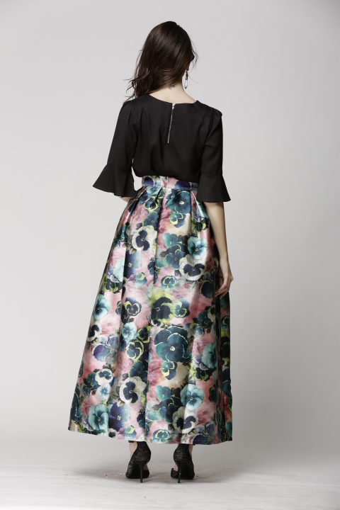 BM70110 Elegant Maxi Skirt Design B